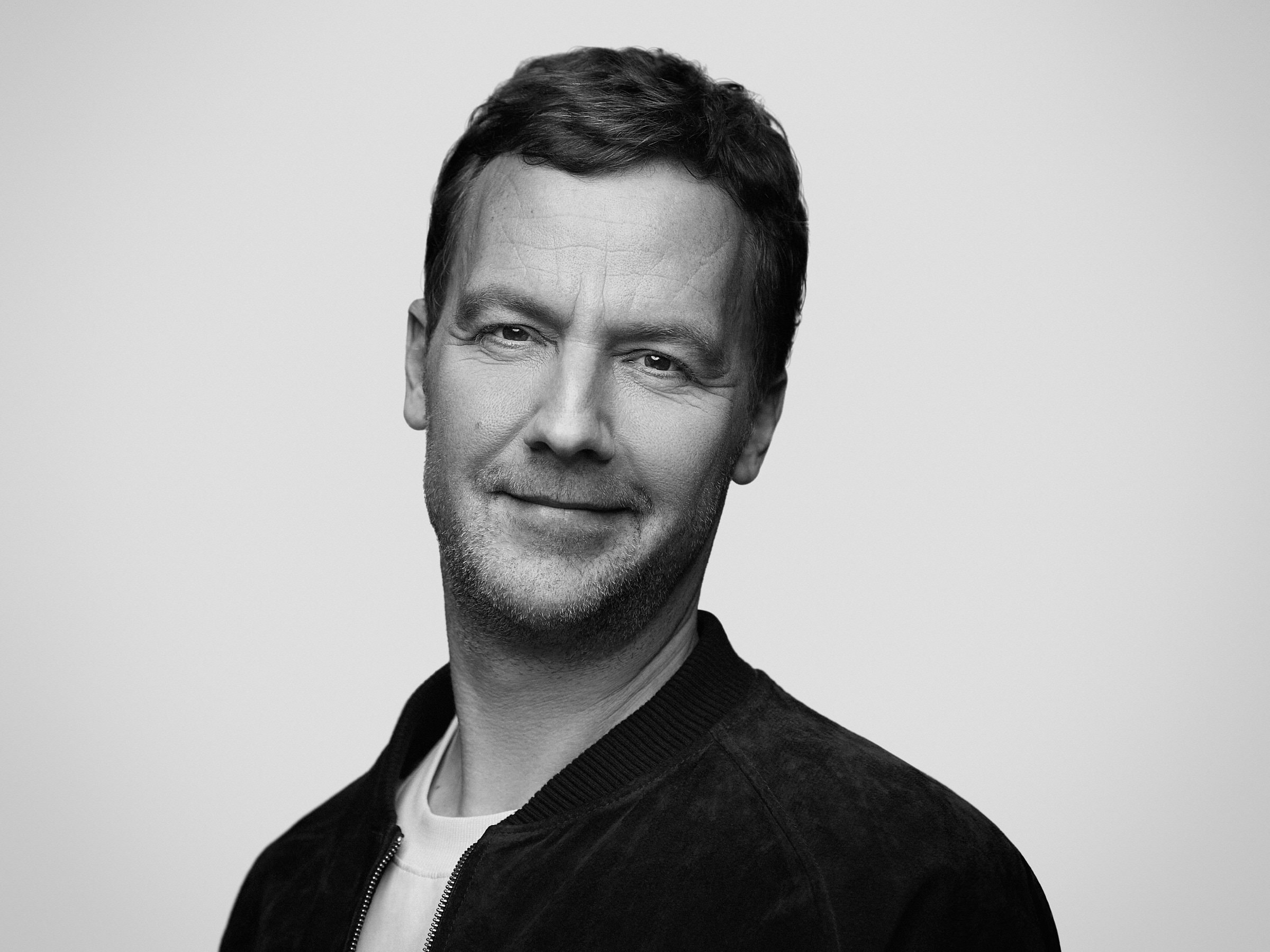 Portrait schwarz-weiß Studio München – Haus SoDa